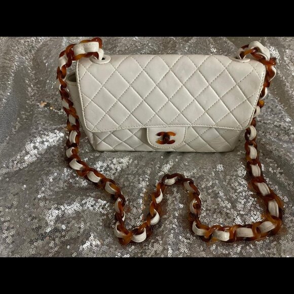 Chanel Quilted Cc Tortoiseshell plastic chain Shoulder Bag - Picture 1 of 2